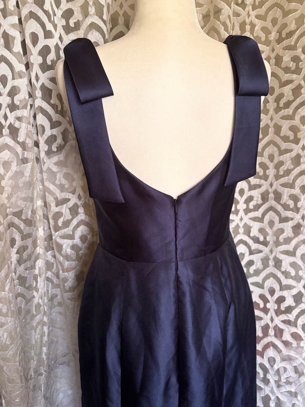 ALFRED SUNG Winslet Navy Satin Square Neck Trumpet Maxi Gown w/ Bow Shoulders 8 - Picture 5 of 8